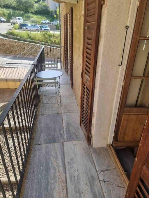 Appartement Au Coeur De La Ville コルテ エクステリア 写真
